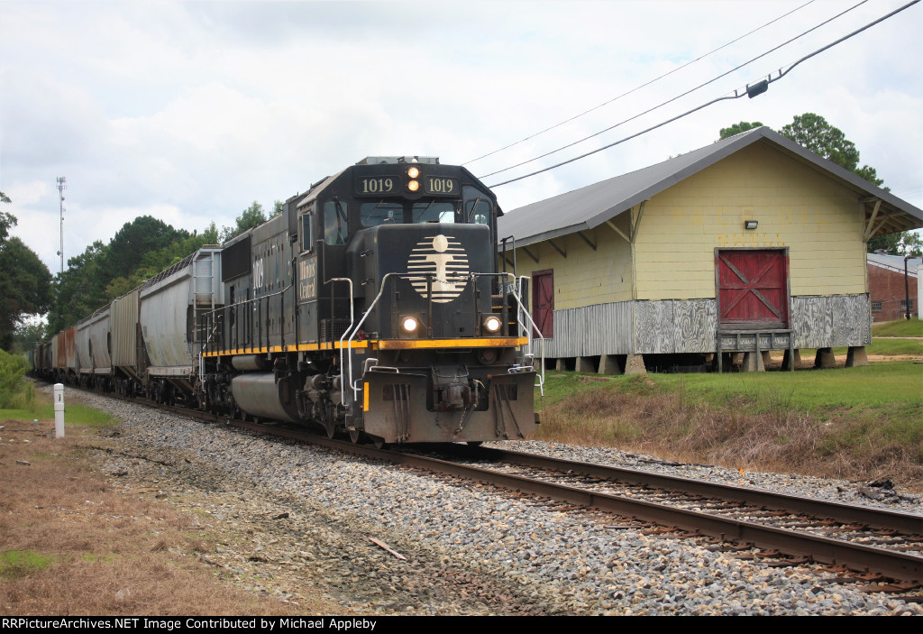 CN grain train.